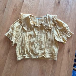 Doen Cropped Yellow Linen Button Up Collared Top - Size M